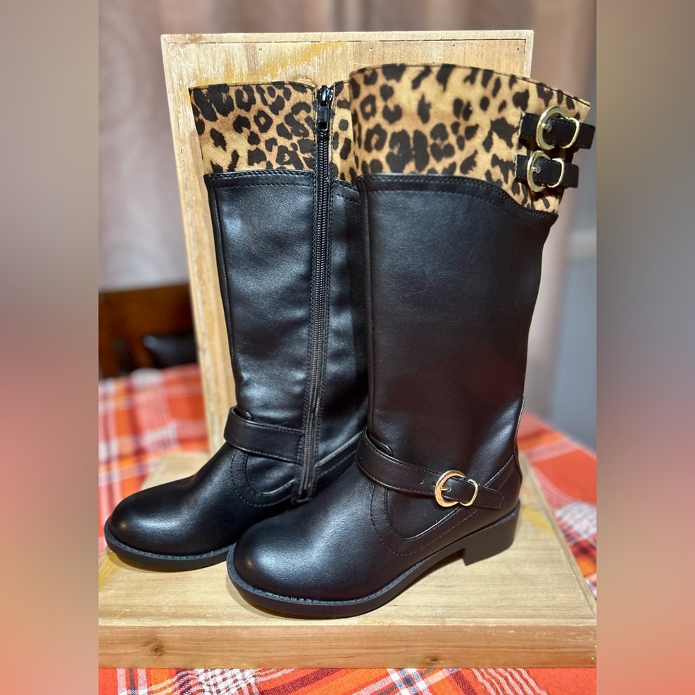 Girl’s Equestrian Style Boots